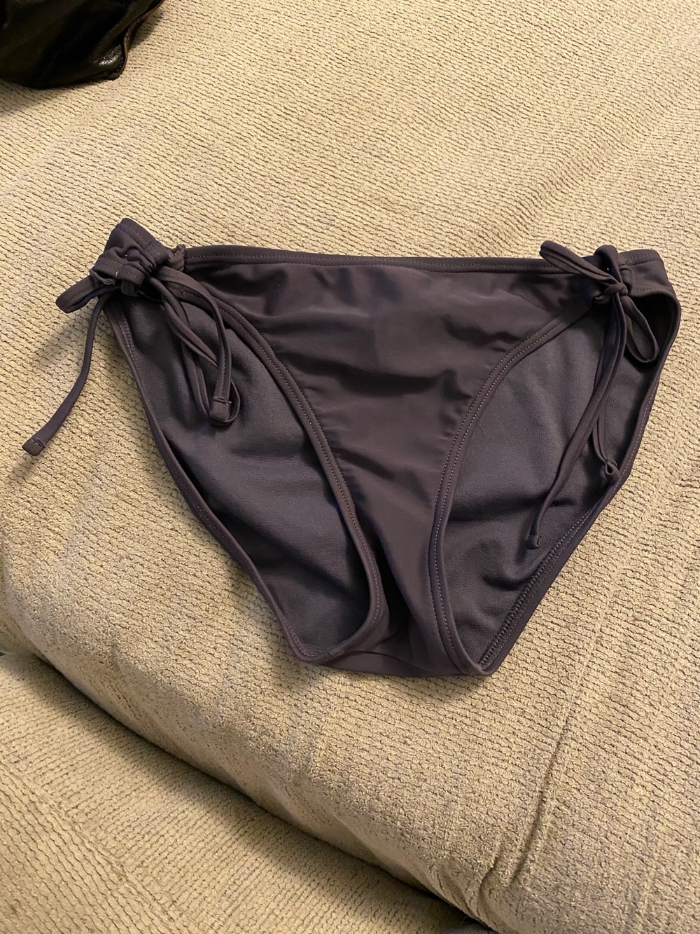 Women’s Side-Tie Bikini Bottom - Gray/Deep Plum